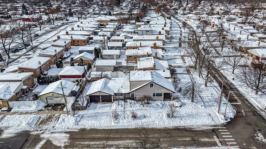 5001 Harnew Road, Oak Lawn, IL 60453 - Image #3