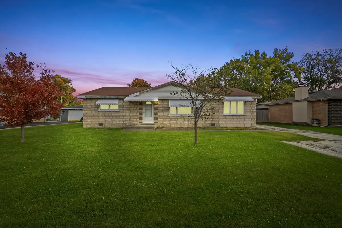 8521 S 83rd Avenue, Hickory Hills, IL 60457 - Image #1