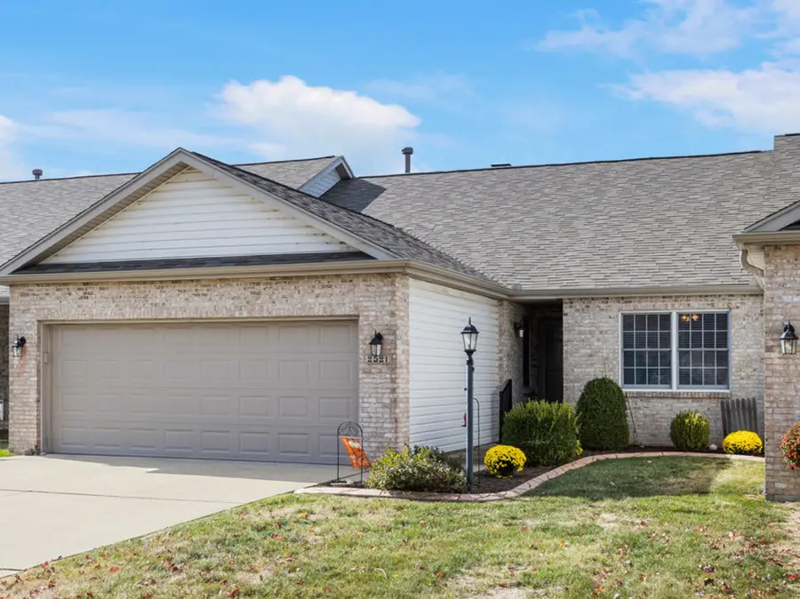 2521 Windward Boulevard, Champaign, IL 61821 - Image #2