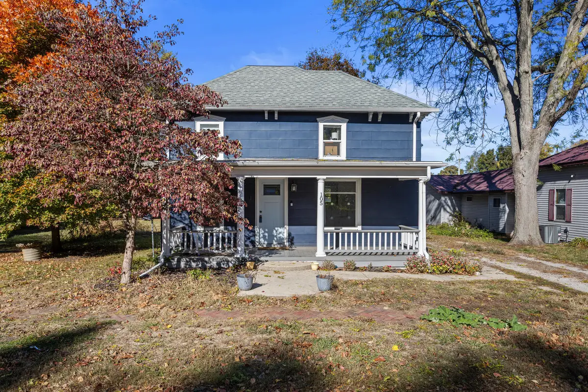 105 E Illinois Street, Mansfield, IL 61854 - Image #1