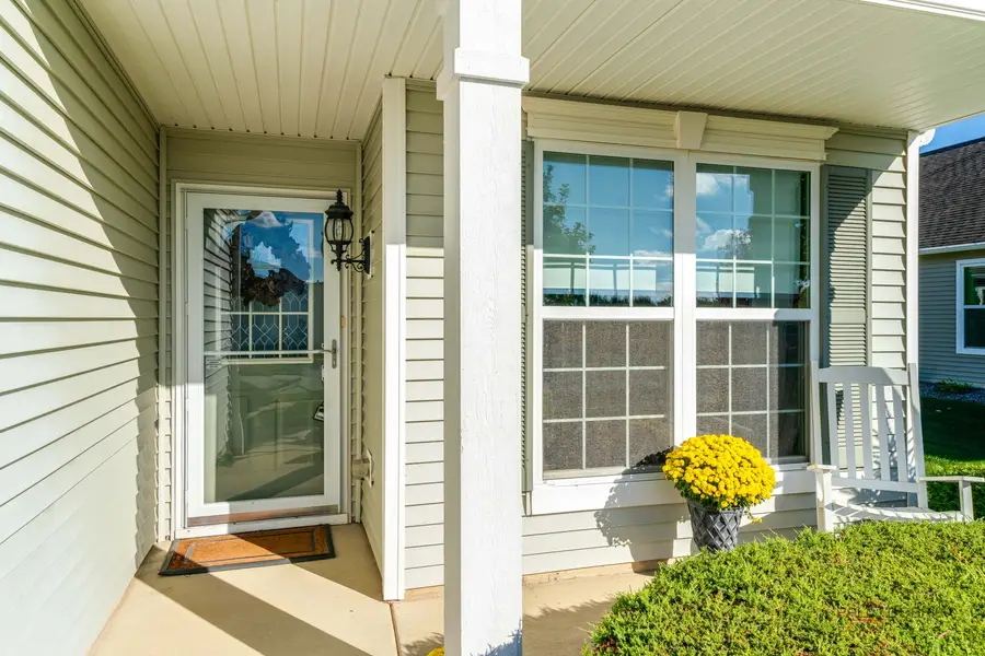 3174 Comstock Court, Mundelein, IL 60060 - Image #2