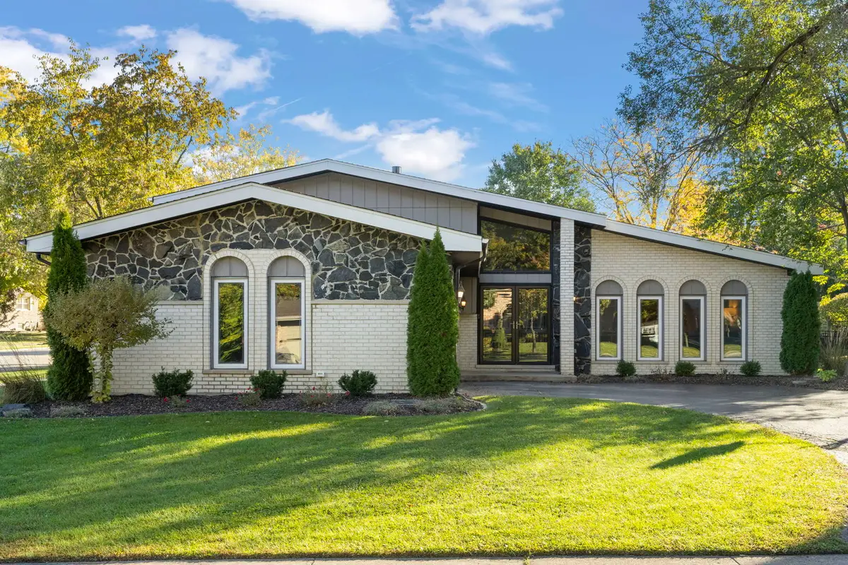 797 Oakwood Drive, Frankfort, IL 60423 - Image #1