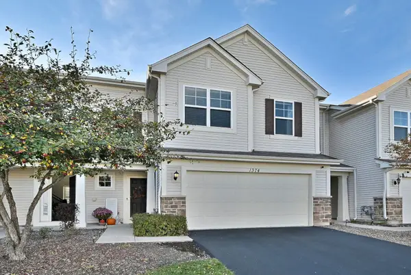 1374 Newport Circle, Pingree Grove, IL 60140