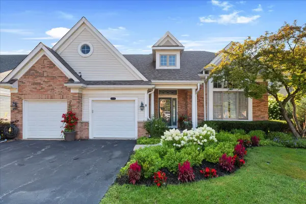 2809 Meadowview Court, Glenview, IL 60026