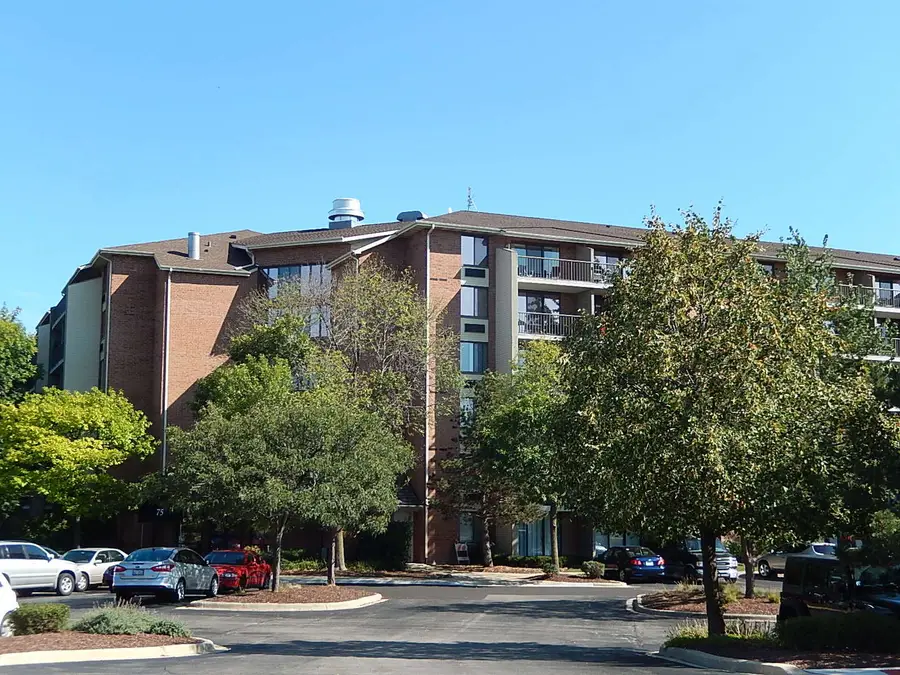 75 Kristin Circle #516, Schaumburg, IL 60195 - Image #2