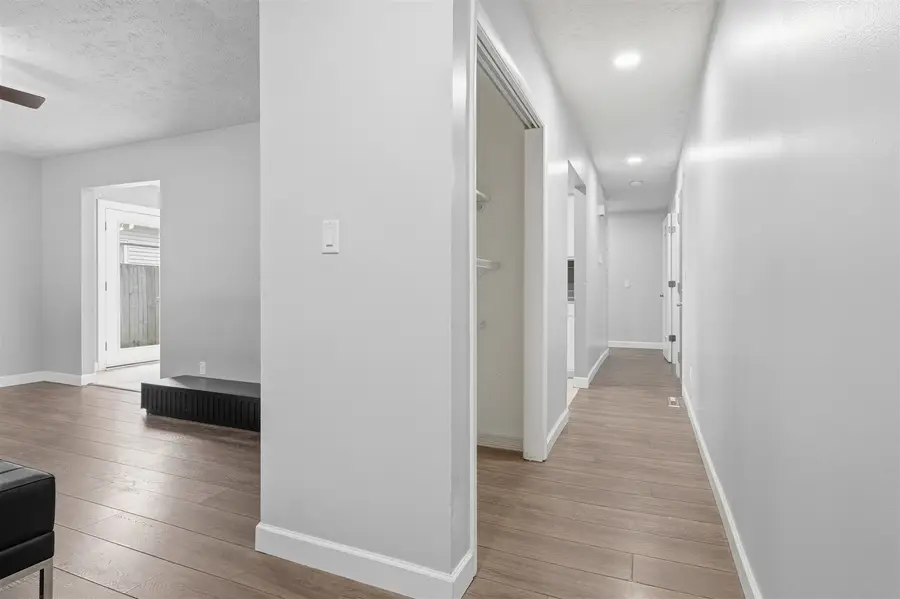 1516 N Hershey Road, Bloomington, IL 61704 - Image #3