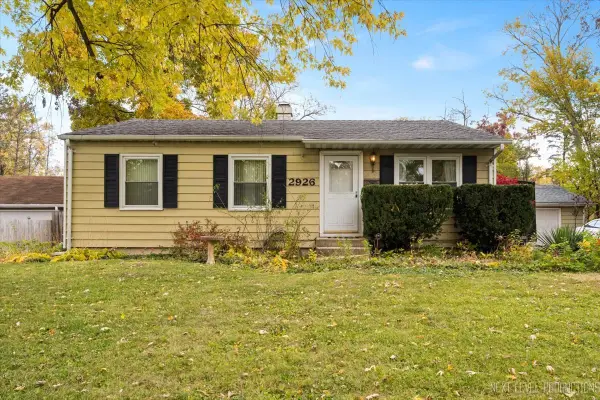 2926 76th Street, Woodridge, IL 60517