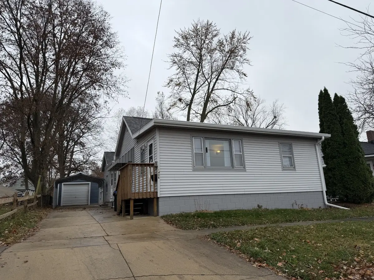 1406 W Walnut Street, Bloomington, IL 61701 - Image #1