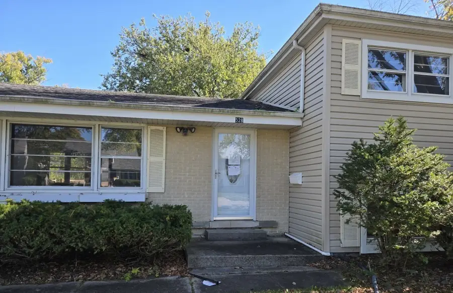 528 W Winchester Road, Chicago Heights, IL 60411 - Image #2