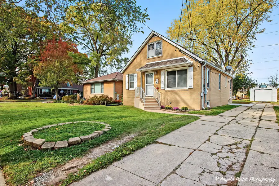 722 W Keith Avenue, Waukegan, IL 60085 - #2