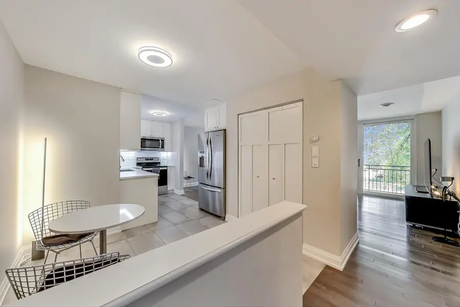 424 Park Avenue #205, River Forest, IL 60305 - Image #2