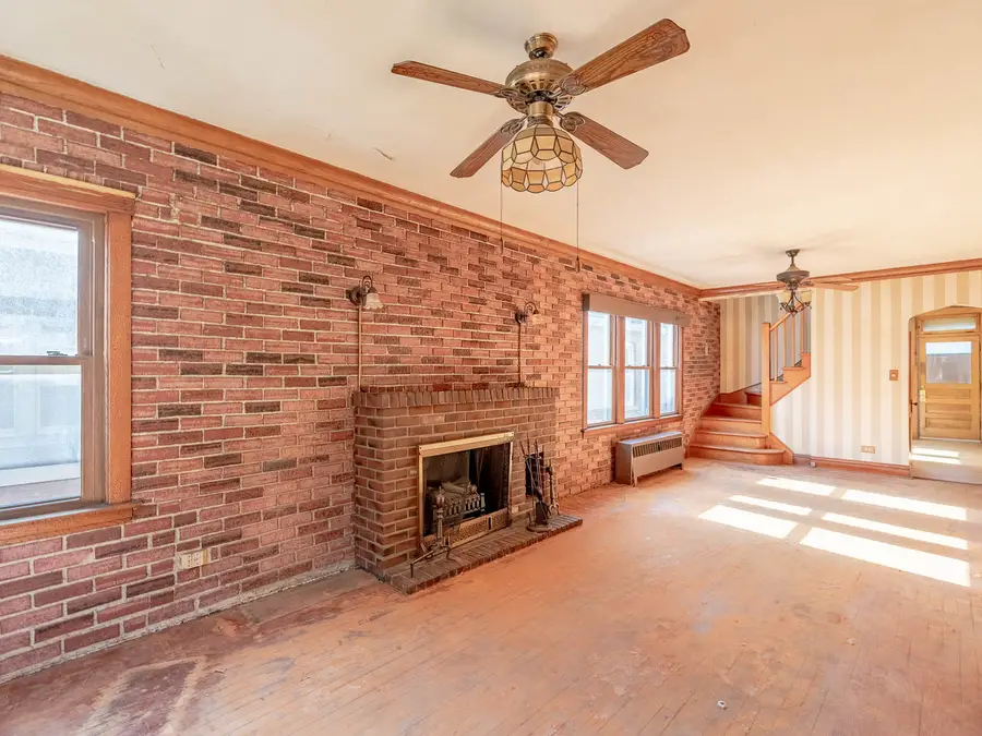 1908 Wenonah Avenue, Berwyn, IL 60402 - Image #3