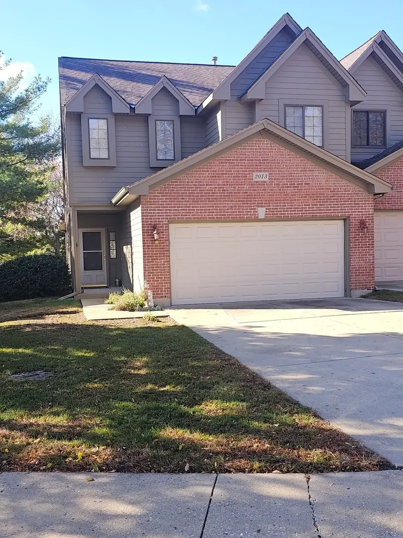 2013 Jeffrey Lane #2013, Elgin, IL 60123 - Image #1