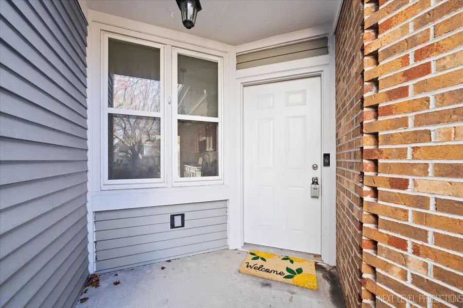 1208 Tennyson Lane, Naperville, IL 60540 - Image #2