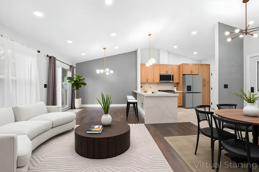 531 Lasalle Lane, Buffalo Grove, IL 60089 - Image #2