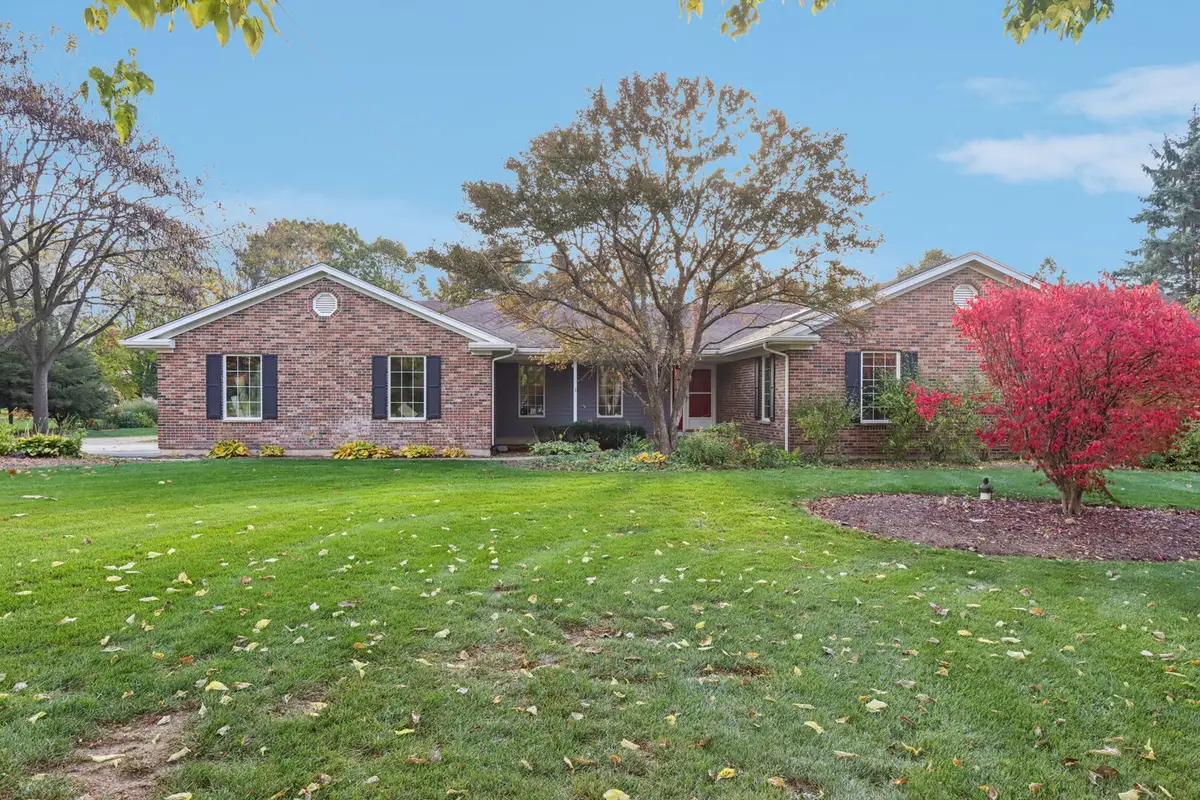 6515 Chickaloon Drive, McHenry, IL 60050 - Image #1