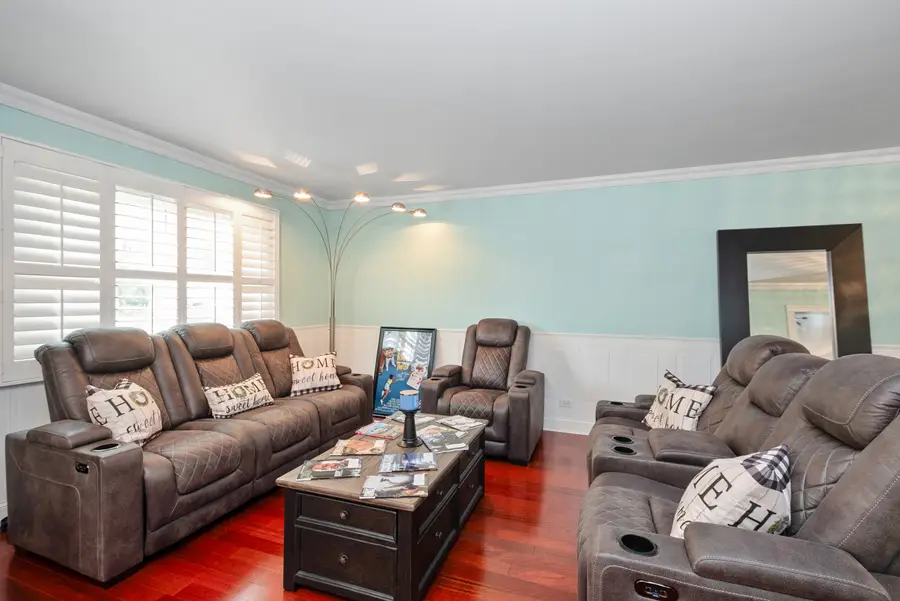 13 Oakview Road, Matteson, IL 60443 - Image #2