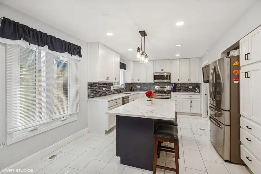 10039 Lacrosse Avenue, Skokie, IL 60077 - Image #3