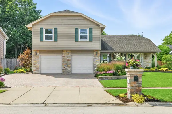 1022 Tennessee Lane, Elk Grove Village, IL 60007