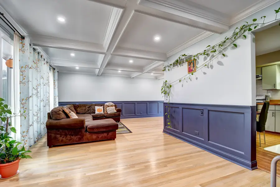 15251 Colina Avenue, Oak Forest, IL 60452 - Image #3