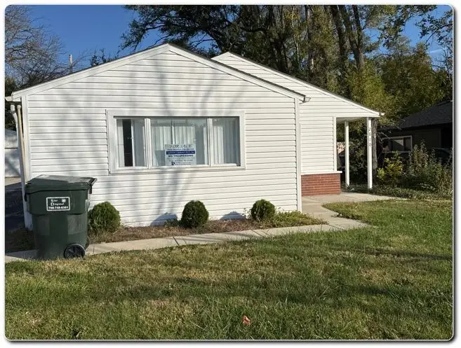 2810 Lexington Drive, Hazel Crest, IL 60429 - Image #1