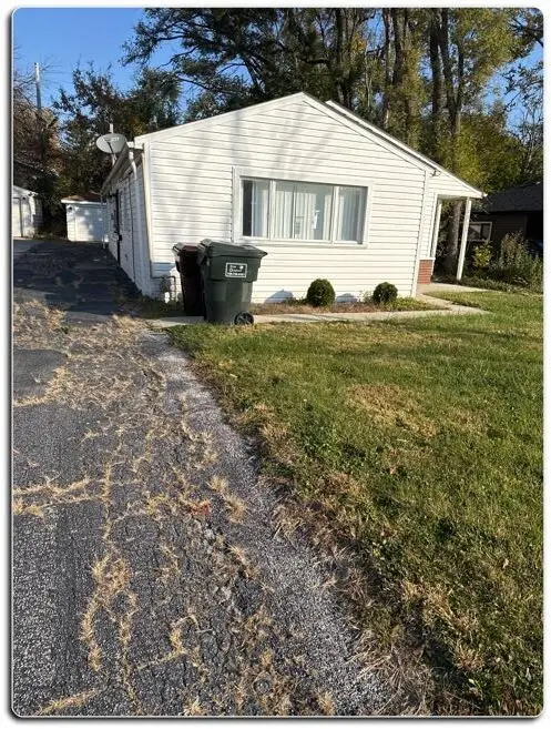 2810 Lexington Drive, Hazel Crest, IL 60429 - Image #2