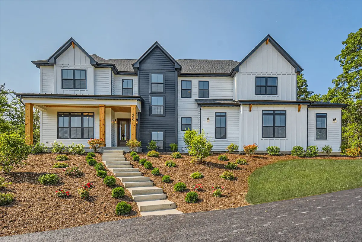 8 Alexandra Drive, Mettawa, IL 60048 - Image #1