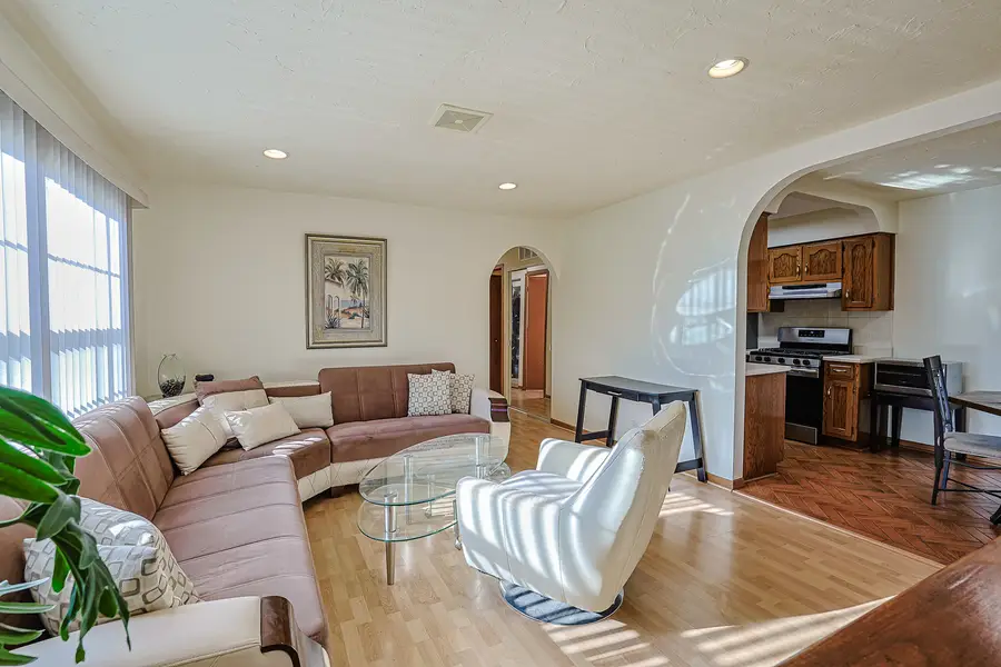 737 Wellington Avenue, Elk Grove Village, IL 60007 - Image #3