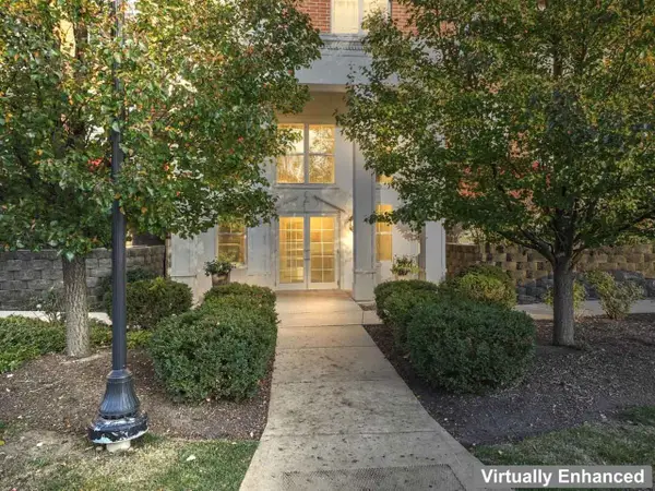 511 Prestwick Lane #302, Wheeling, IL 60090