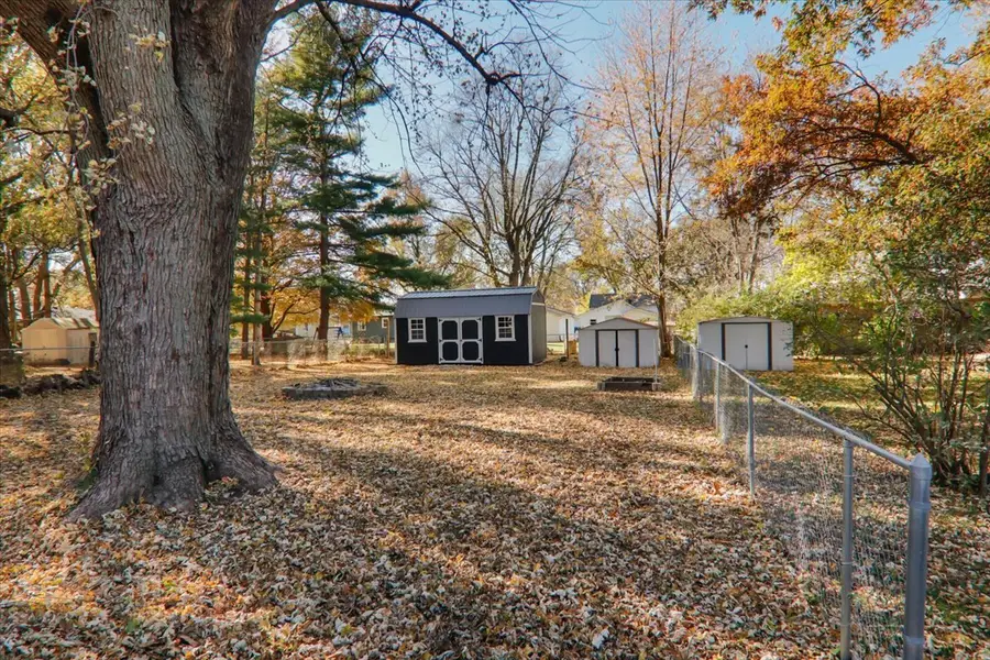 305 S Broadway Street, Hudson, IL 61748 - Image #3