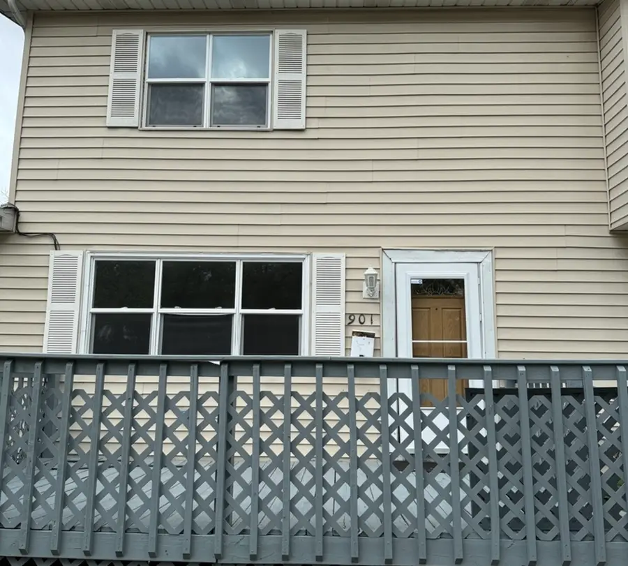 901 Gael Drive #B, Joliet, IL 60435 - Image #2