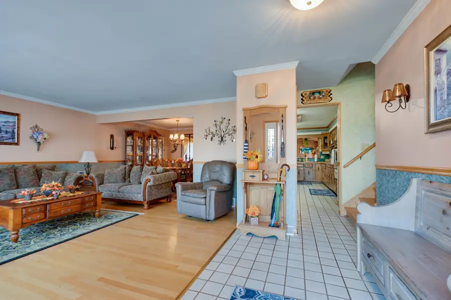 10701 S Nashville Avenue, Worth, IL 60482 - Image #2