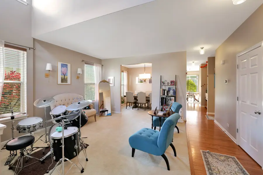 1721 Pin Oak Lane, Elgin, IL 60120 - Image #3