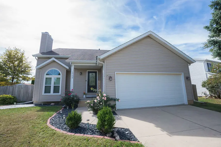 1708 Royal Pointe Drive, Bloomington, IL 61704 - Image #3