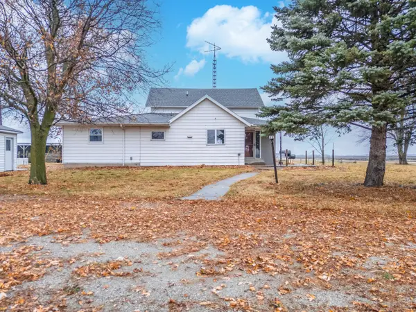 4043 N 3000 East Road, Strawn, IL 61775