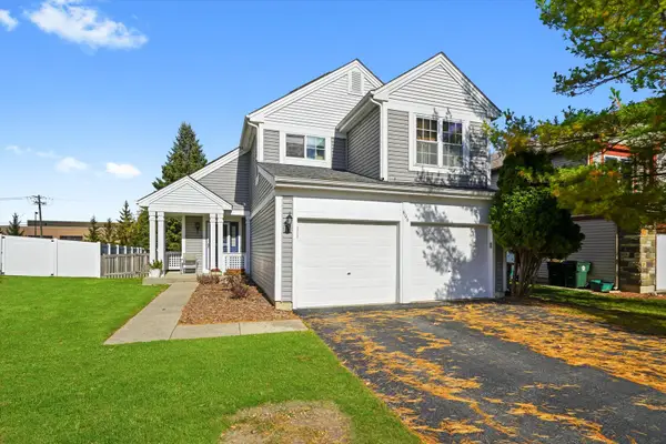 606 E London Court, Round Lake Beach, IL 60073