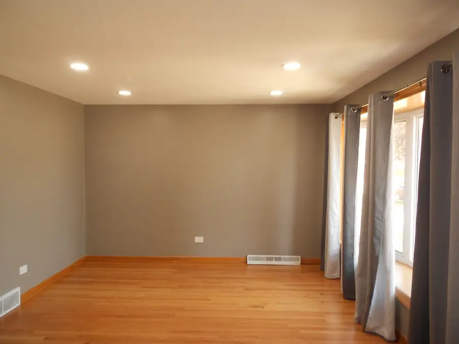 5820 S Rutherford Avenue, Chicago, IL 60638 - Image #3