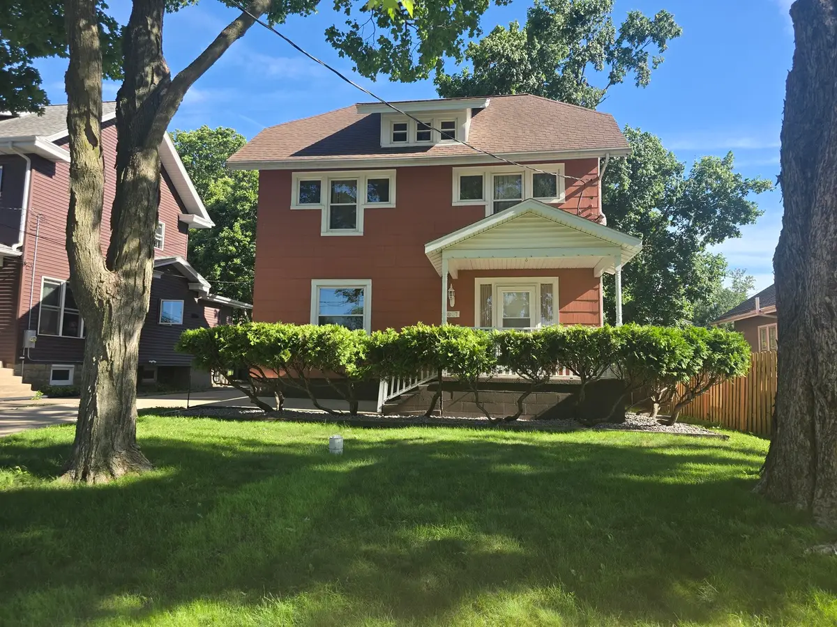 807 Apple Street, Normal, IL 61761 - #1