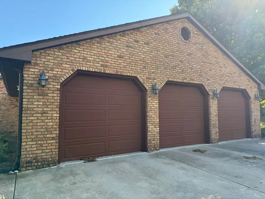 Address Withheld By Seller, Carlock, IL 61725 - Image #3