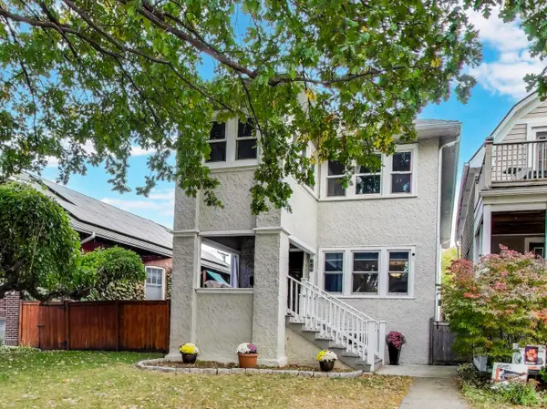 828 Wesley Avenue, Oak Park, IL 60304