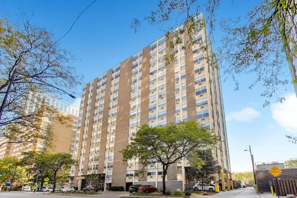 3033 N Sheridan Road #511, Chicago, IL 60657