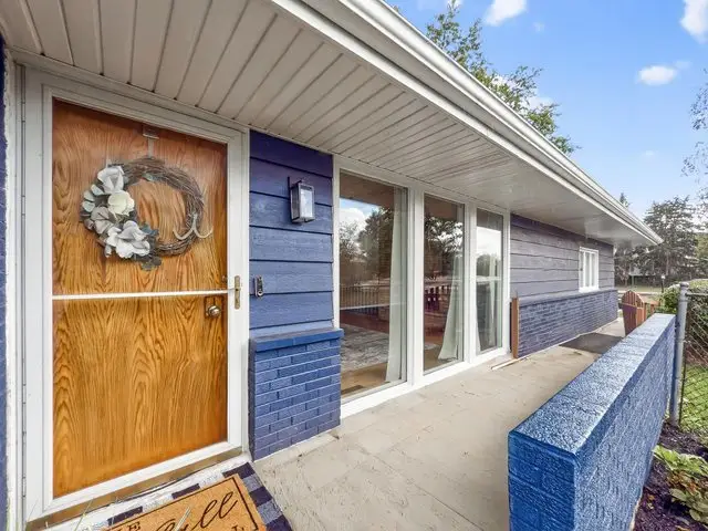 4 Mayflower Drive, Batavia, IL 60510 - Image #2