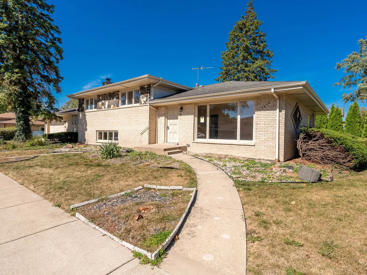 2858 Kensington Avenue, Westchester, IL 60154 - Image #1
