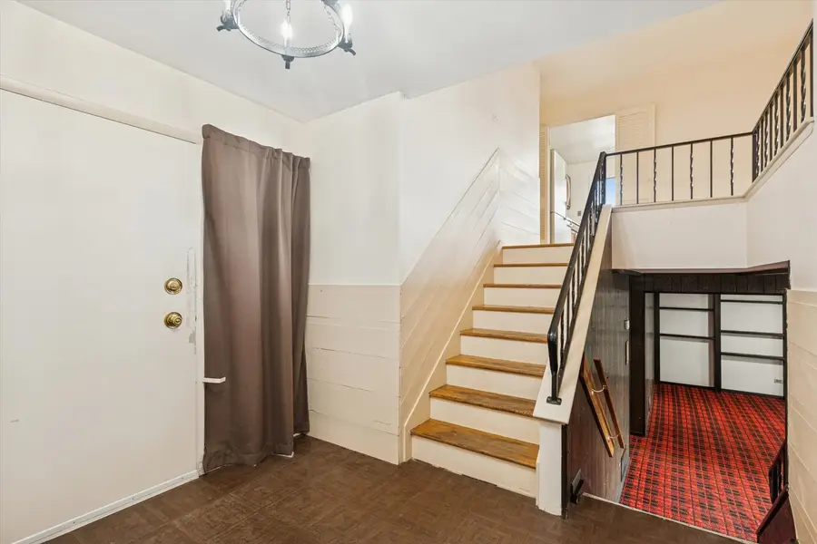 405 W Newport Road, Hoffman Estates, IL 60169 - Image #3