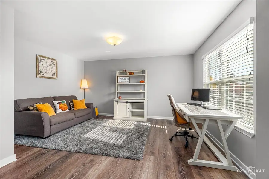 6113 Oldcreek Lane, Joliet, IL 60431 - Image #2