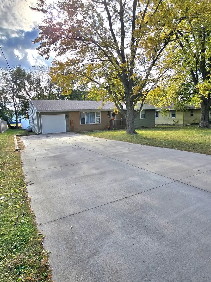 140 W Second Avenue, Clifton, IL 60927 - Image #2