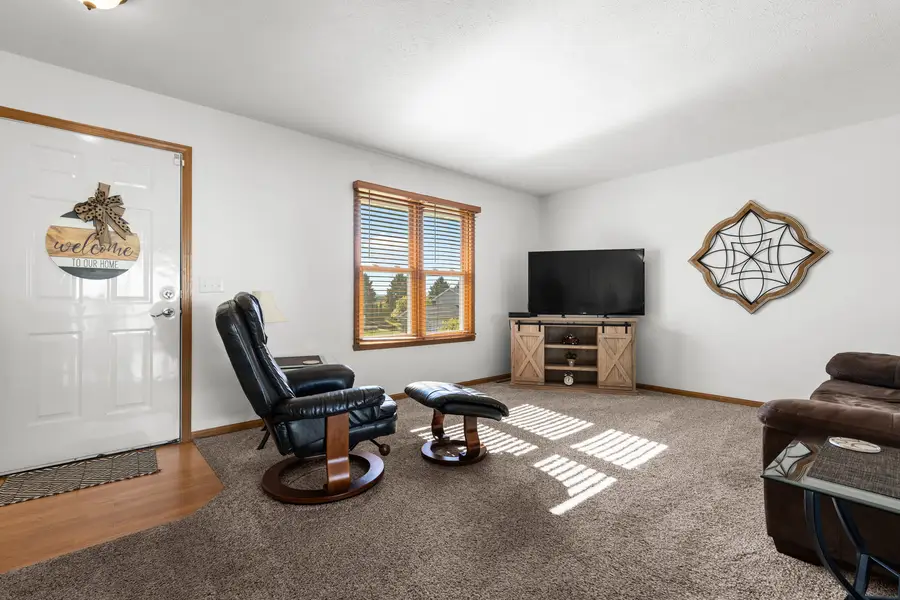 5450 Pocono Drive, Loves Park, IL 61111 - Image #2