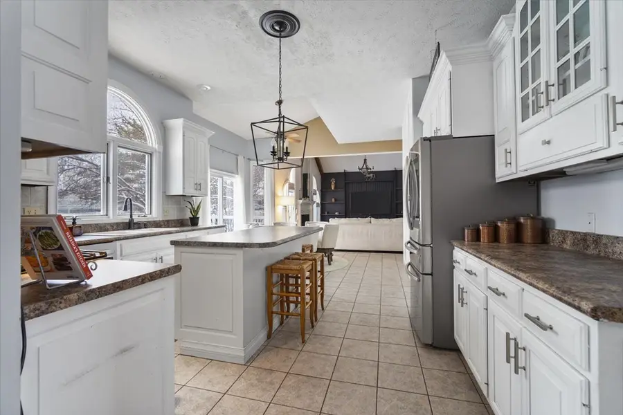 8 Stetson Drive, Bloomington, IL 61701 - Image #3