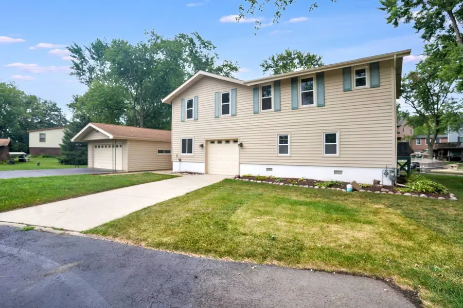 26033 W Catfish Drive, Wilmington, IL 60481 - Image #2