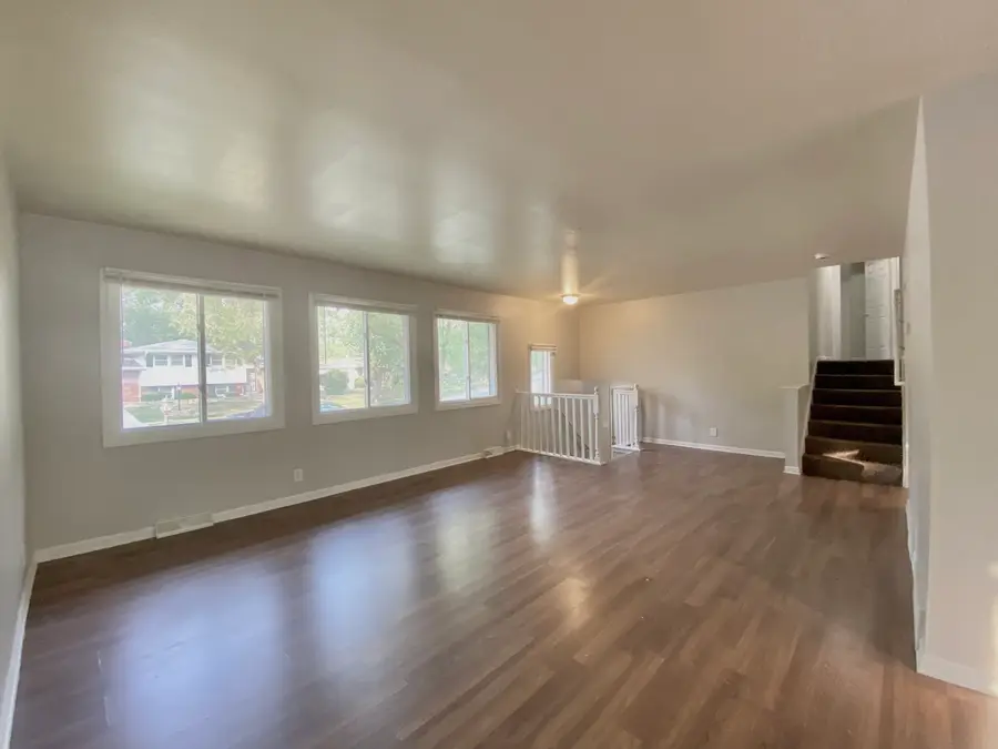 18964 Wildwood Avenue, Lansing, IL 60438 - Image #3